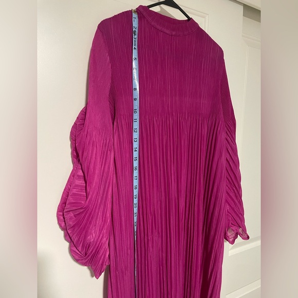 🩷Pleated Dress Magenta -One Size🩷 - Picture 4 of 5